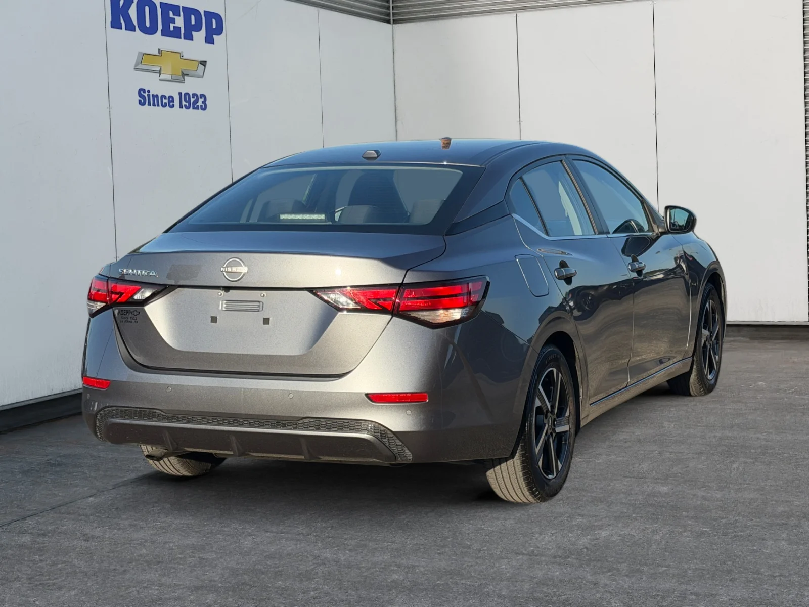 Used 2025 Gun Metallic Nissan SV image 5