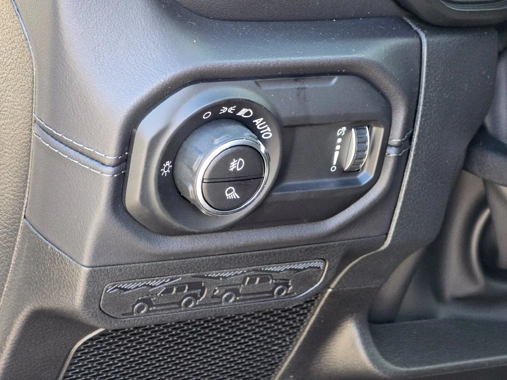 New 2026 Gray Jeep Sahara image 31