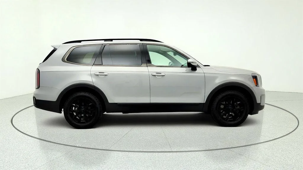 Used 2025 Gravity Gray Kia SX-Prestige X-Pro AWD image 4