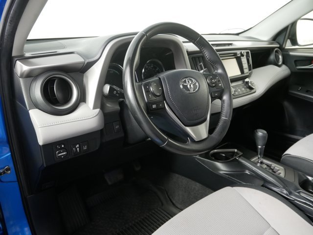 Used 2018 Electric Storm Blue Toyota Hybrid XLE image 10