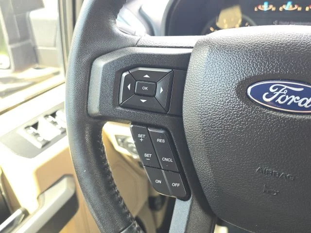 Used 2018 Red Ford XLT image 38