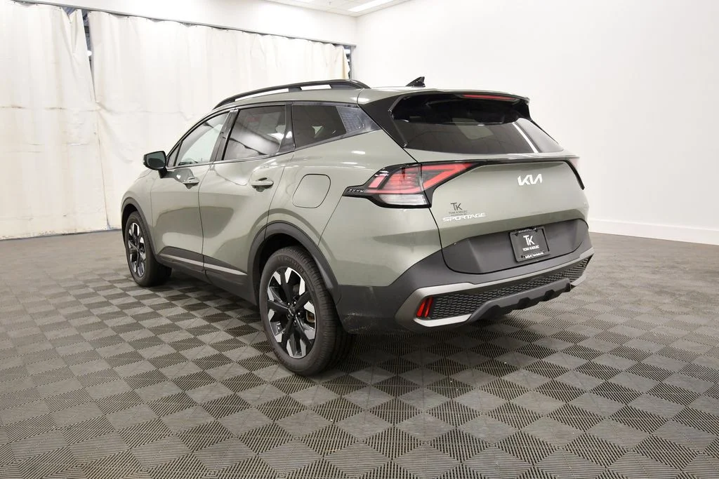 Certified Used 2023 Green Kia X-Line image 5