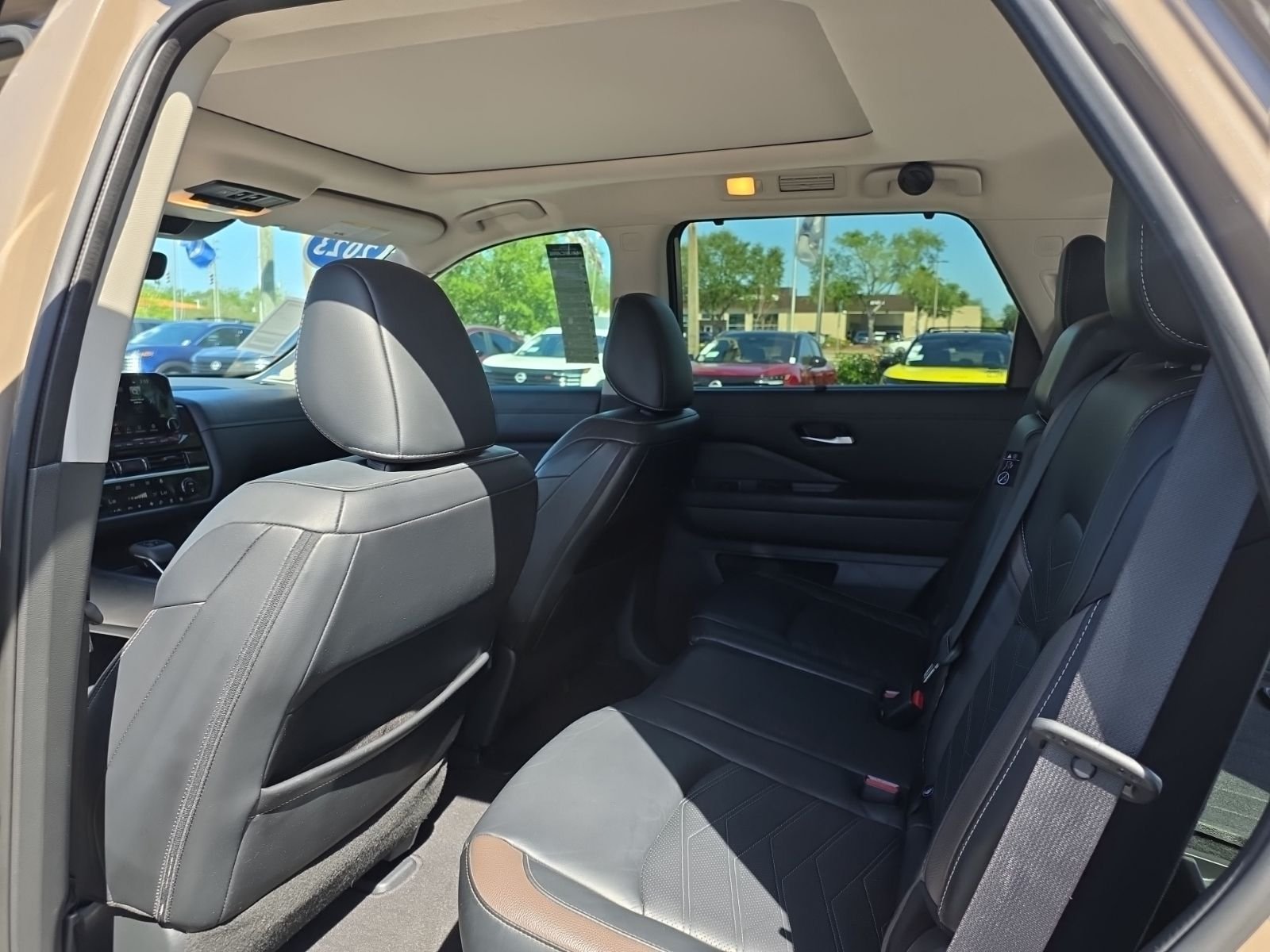 Certified Used 2023 Beige Nissan Platinum image 20