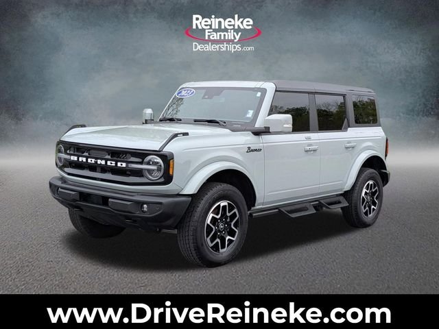 2023 Ford Bronco Outer Banks 4x4's photo