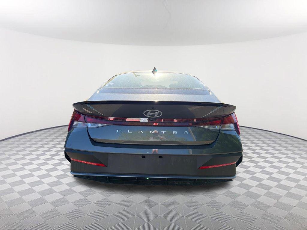 New 2026 Gray Hyundai SEL Sport image 6