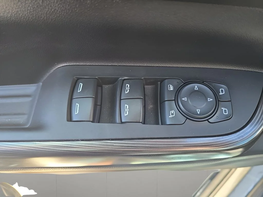 Used 2023 Gray GMC SLT image 12