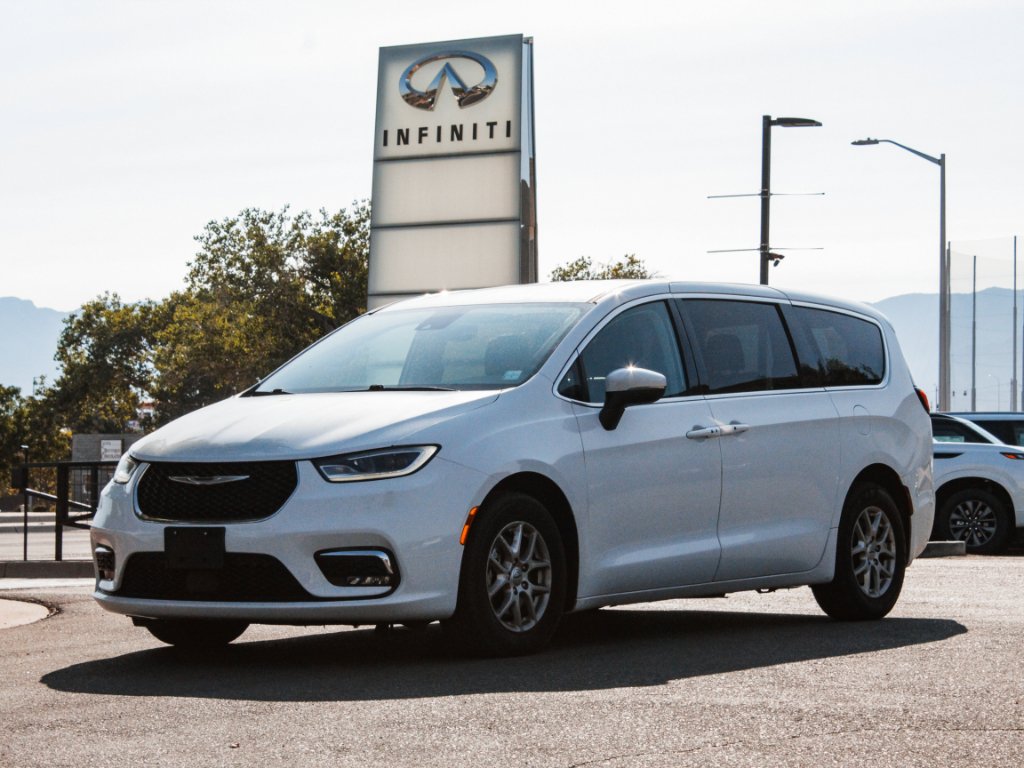 2023 Chrysler Pacifica