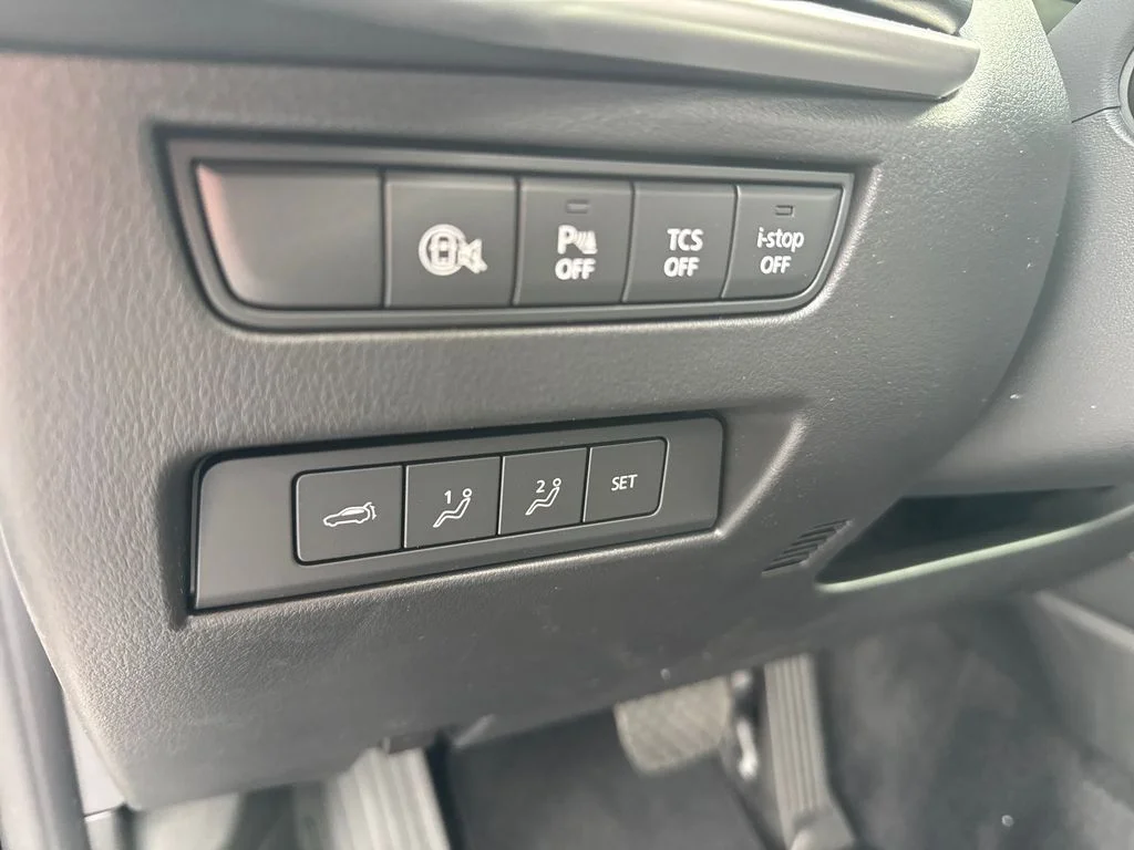 New 2026 Platinum Mazda 3.3 Turbo Premium Plus image 11
