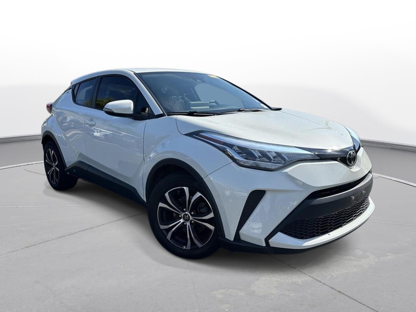 Used 2021 Blizzard Pearl Toyota LE image 4