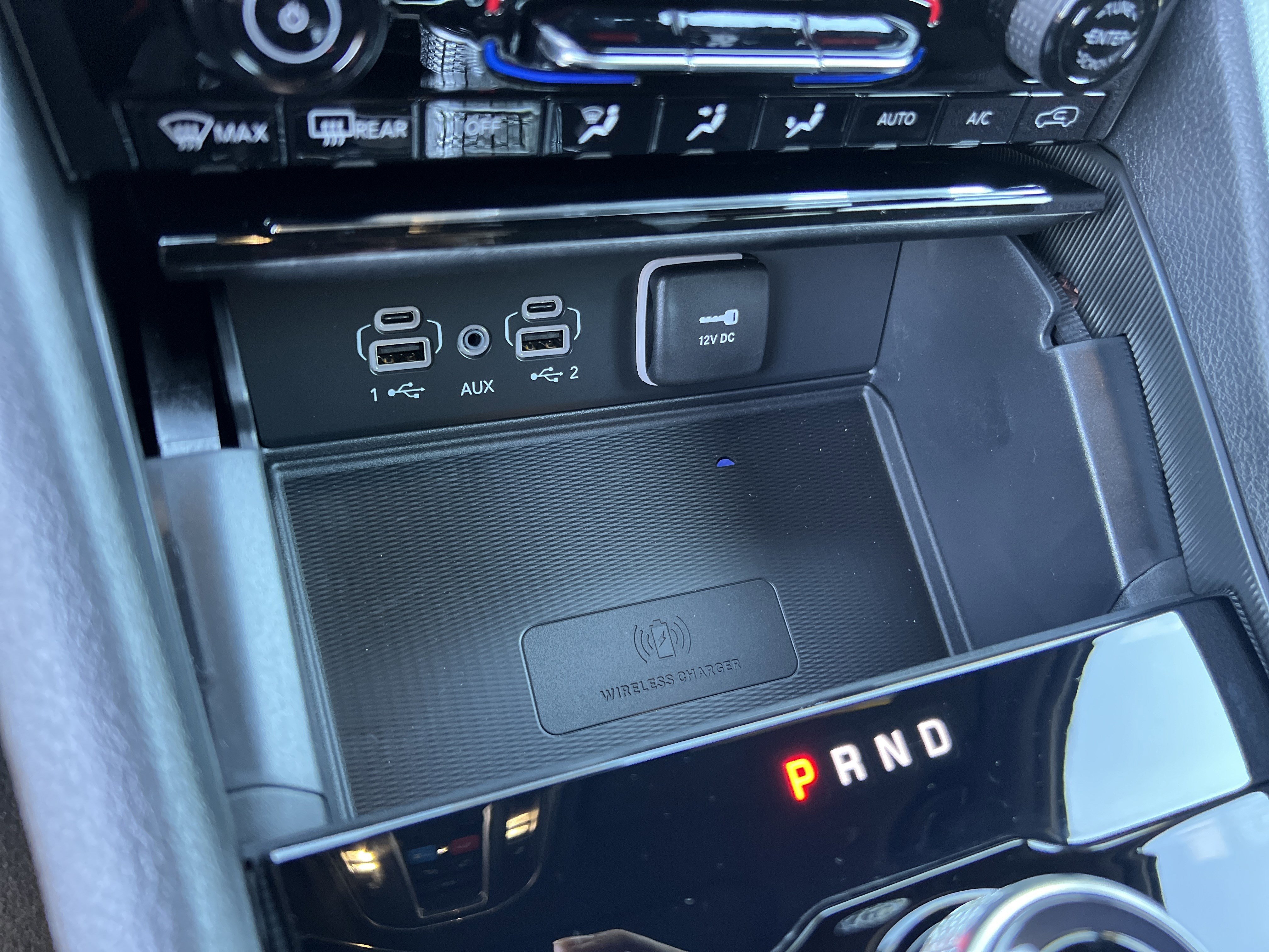 New 2026 Diamond Black Crystal Pearlcoat Jeep Laredo X image 33