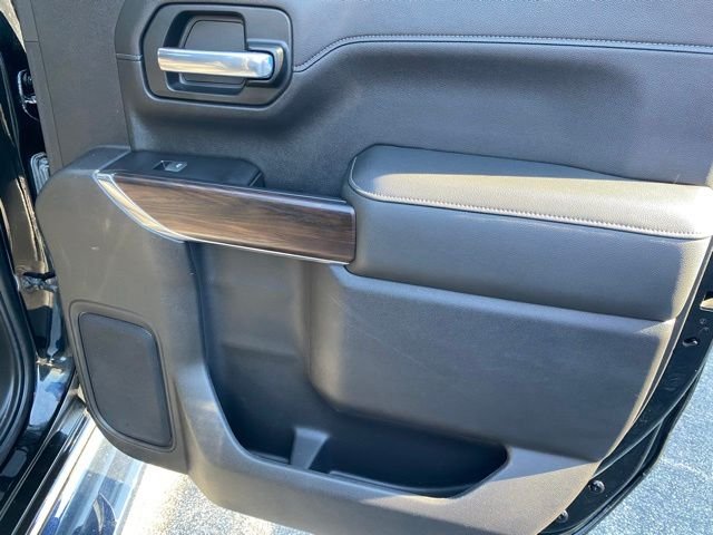 Used 2020 Black GMC SLT image 33