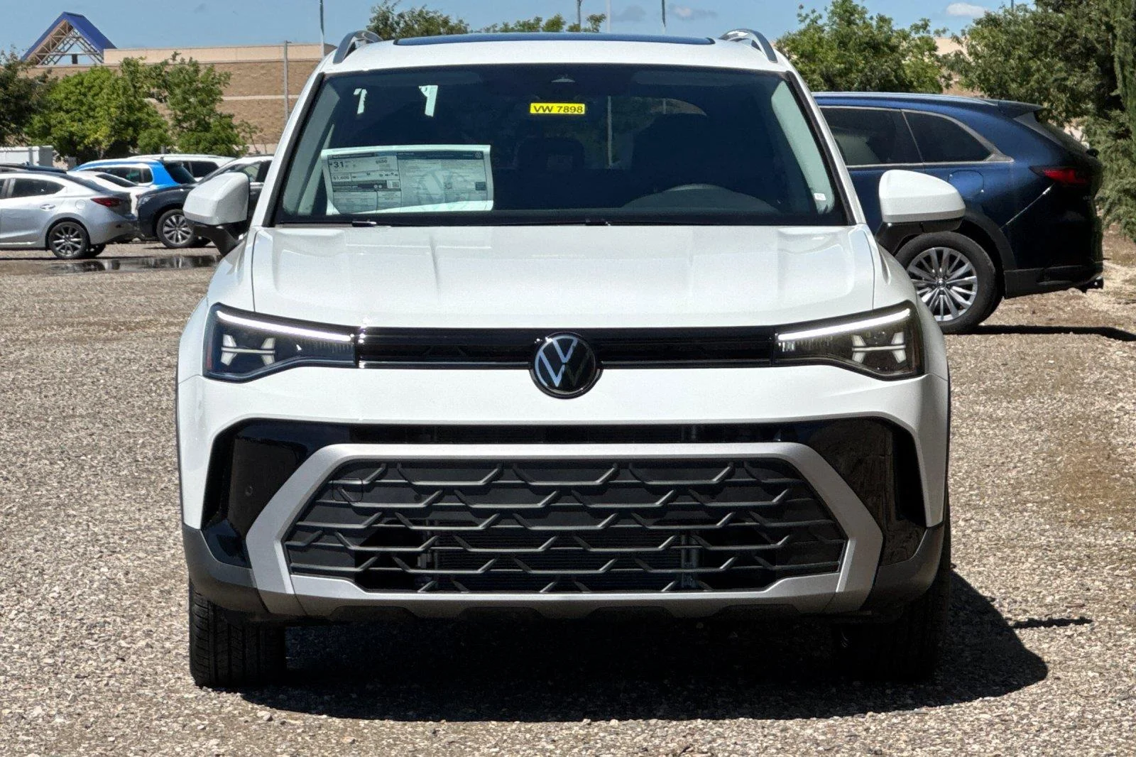 New 2026 Pure White Volkswagen SE image 9