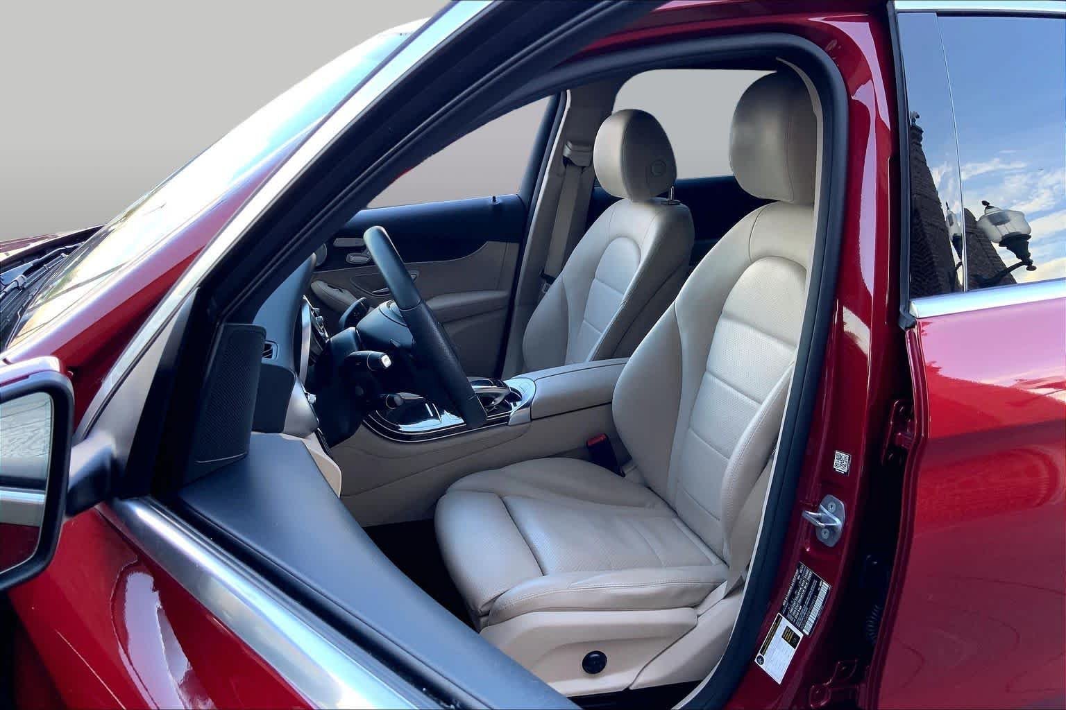 Used 2017 designo Cardinal Red Metallic Mercedes-Benz GLC 300 image 8