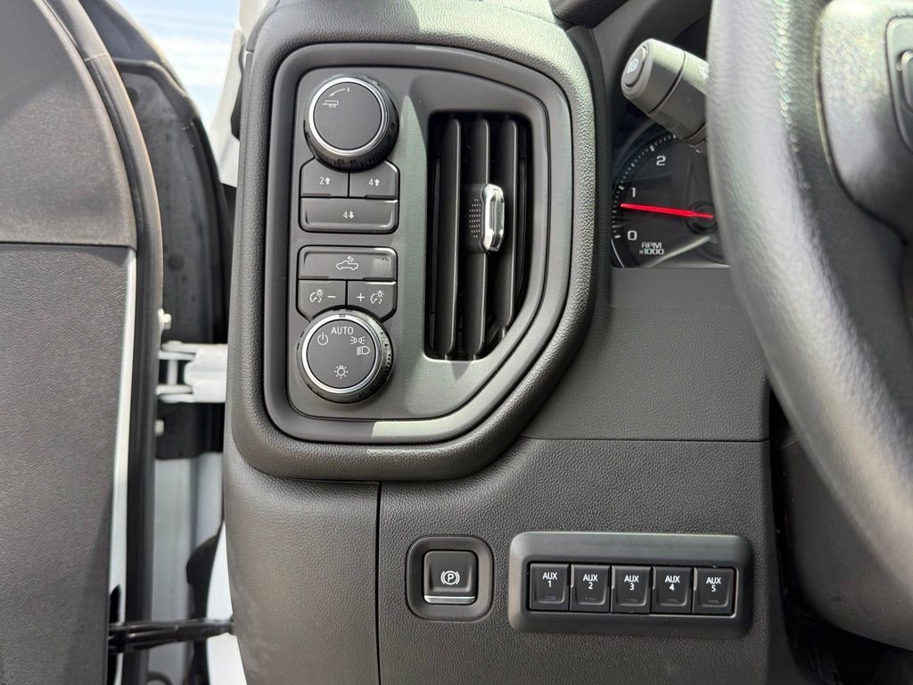 2025 Chevrolet Silverado 3500 HD Work Truck - Photo 33