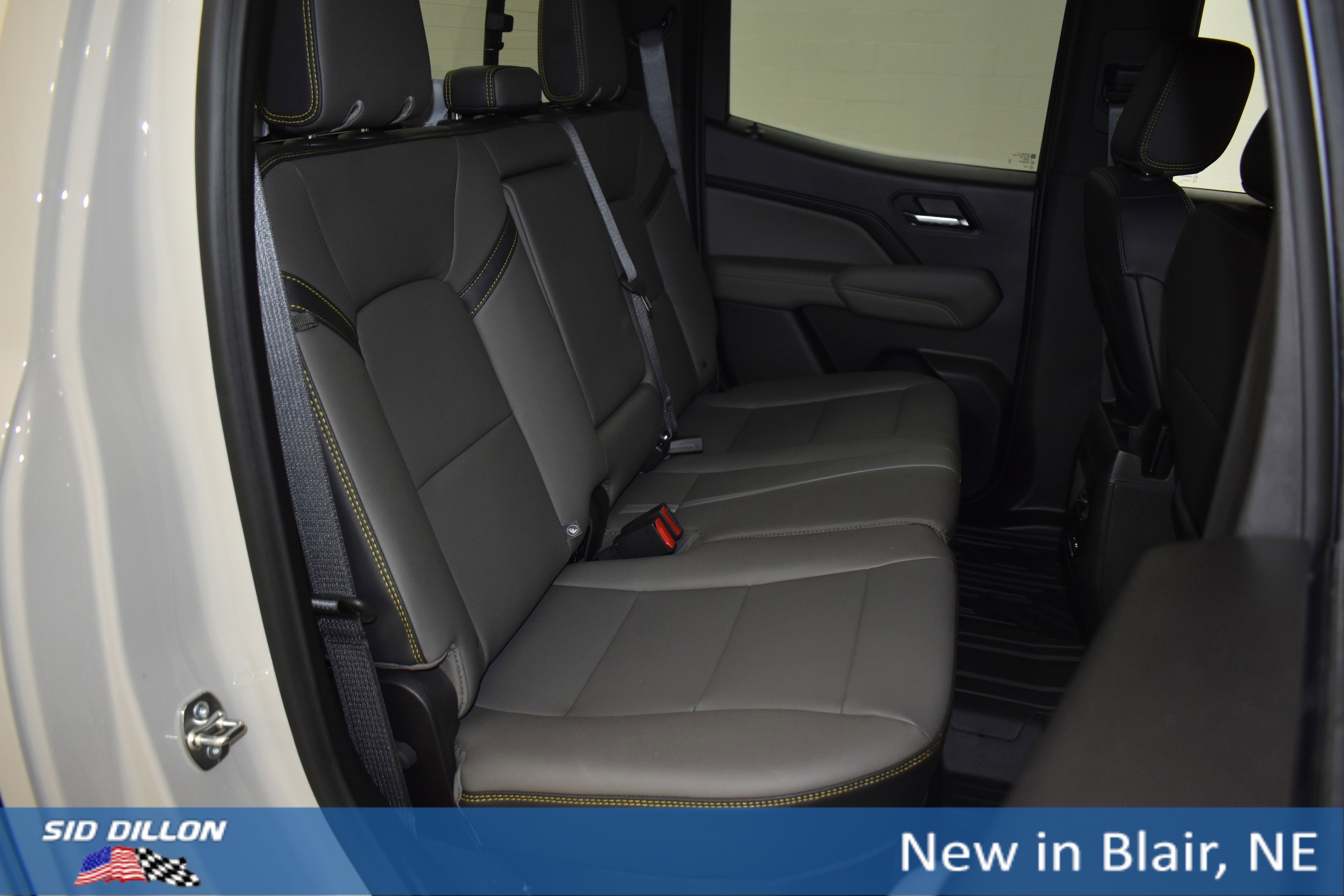2026 Chevrolet Colorado ZR2 - Photo 10