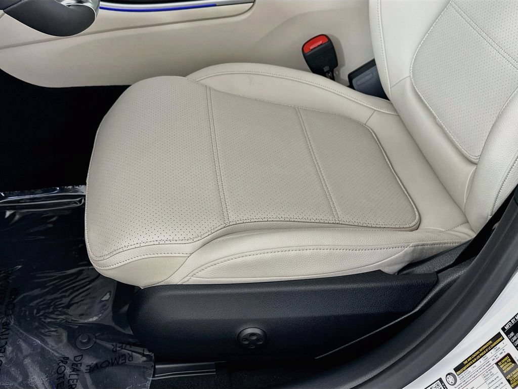 New 2026 Polar White Mercedes-Benz C 300 image 54