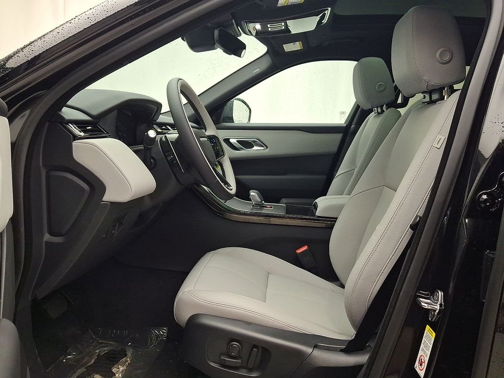 New 2026 Santorini Black Land Rover S image 10