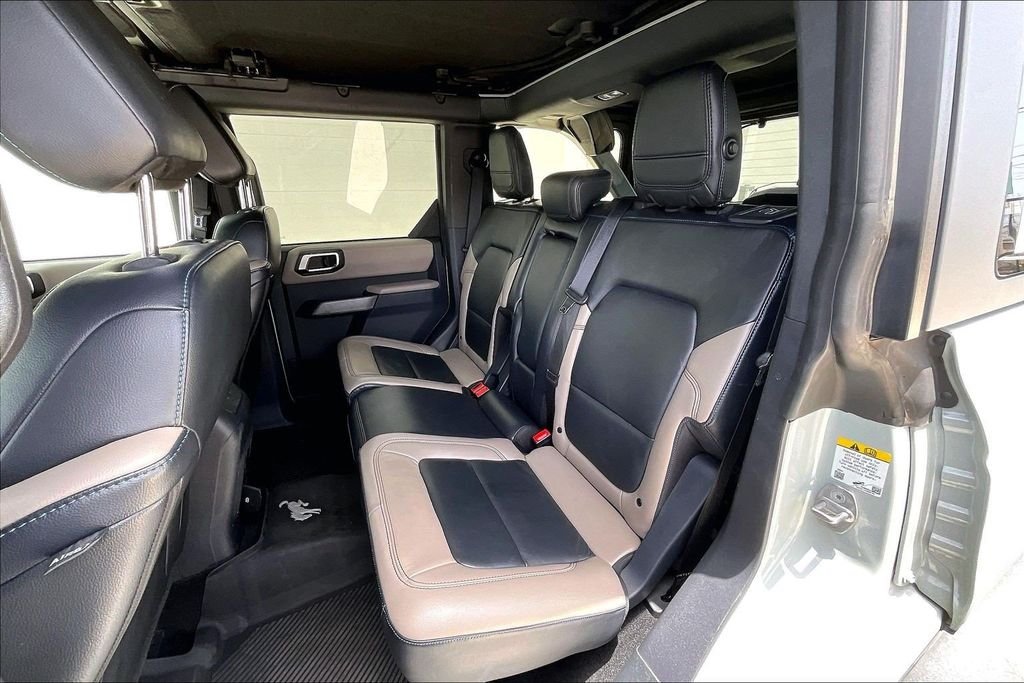 Used 2021 Green Ford Wildtrak image 22