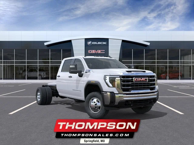 2026 GMC Sierra 3500 HD Chassis Cab Pro