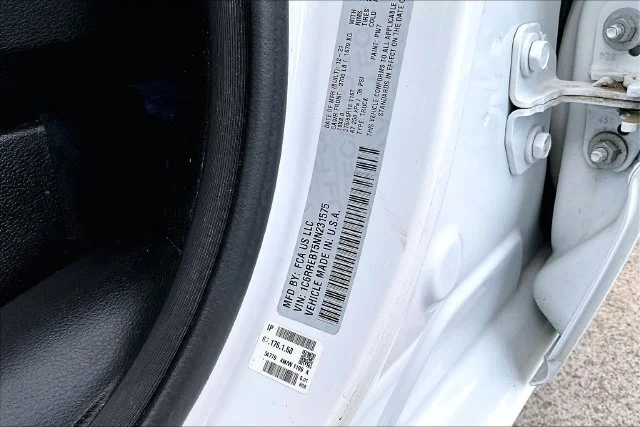 Used 2022 White Ram Big Horn/Lone Star image 19
