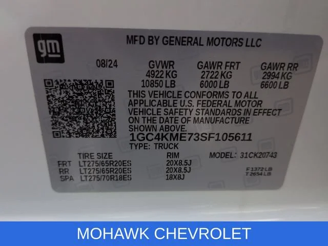 Certified Used 2025 Summit White Chevrolet Custom image 34