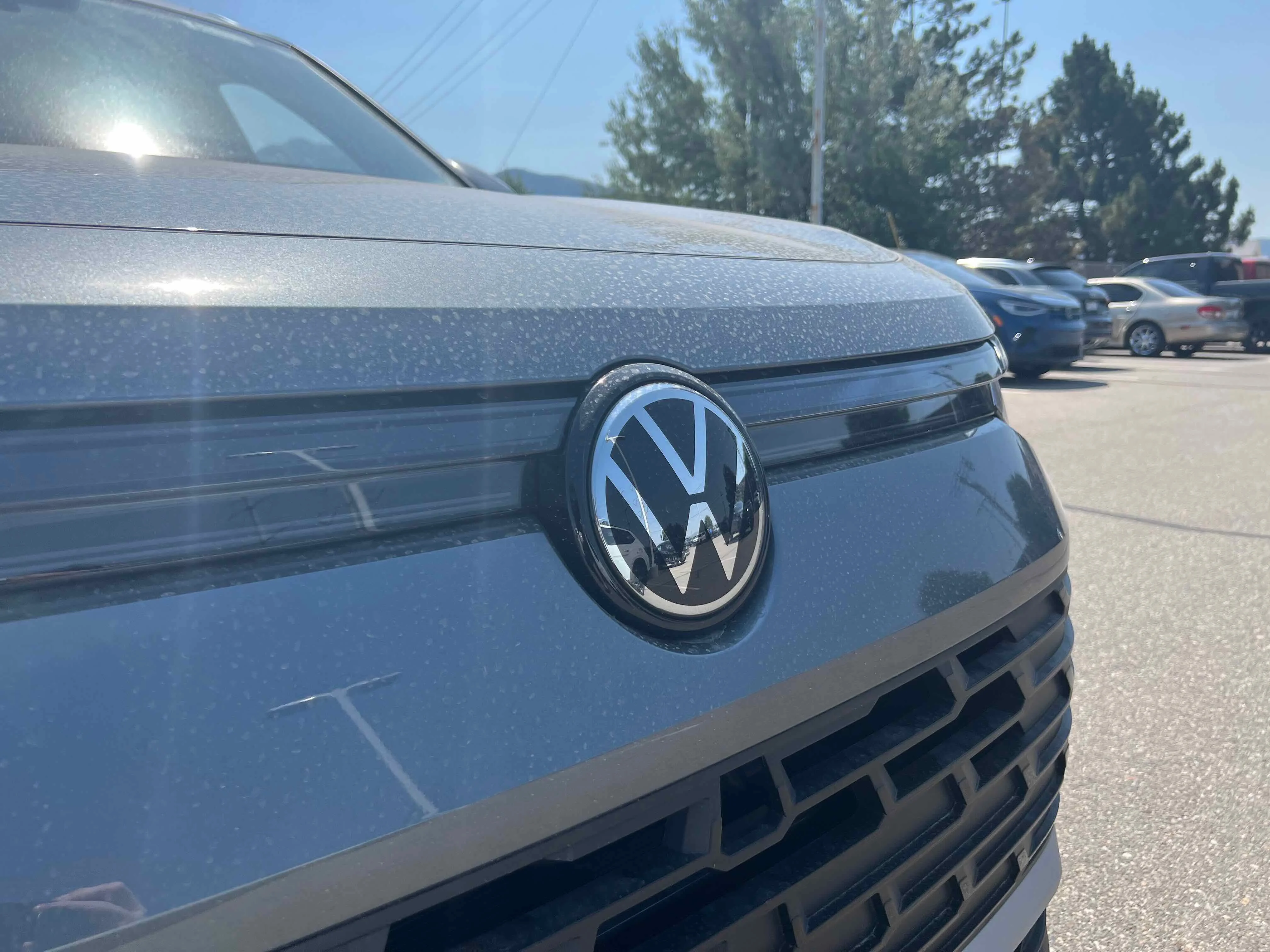 New 2025 Platinum Gray Volkswagen SE image 7