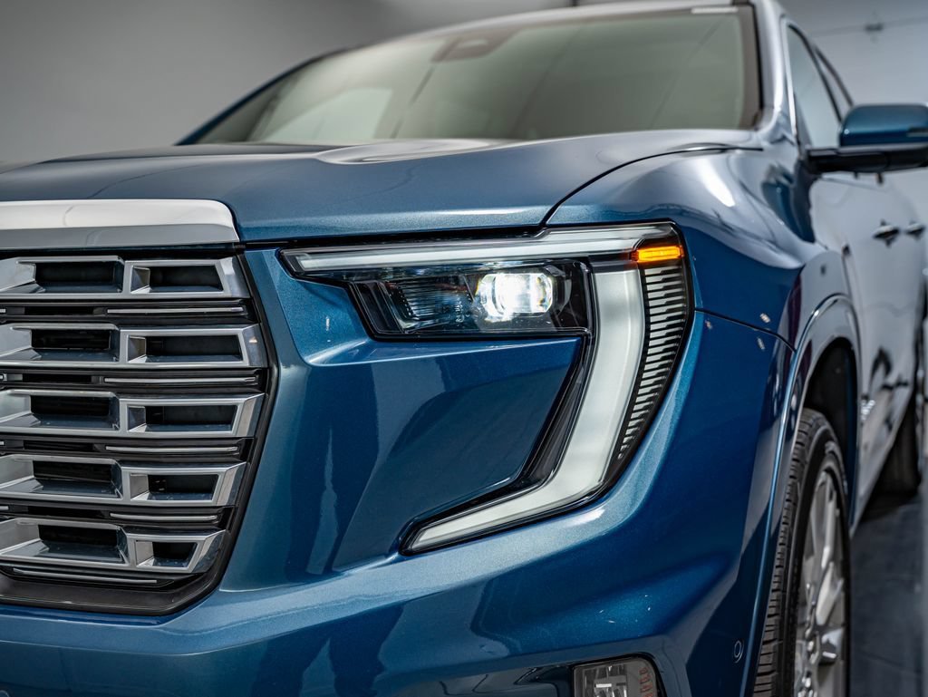 2024 GMC Acadia Denali - Photo 13