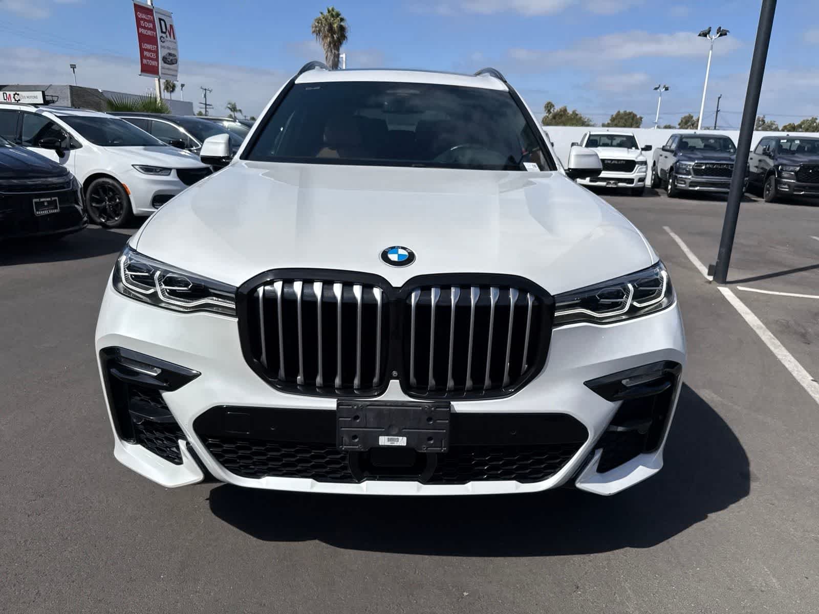 Used 2019 Mineral White Metallic BMW xDrive50i image 4