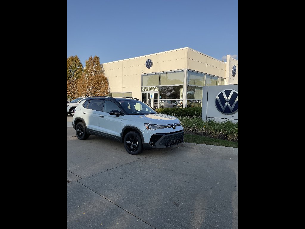 2025 Volkswagen Taos