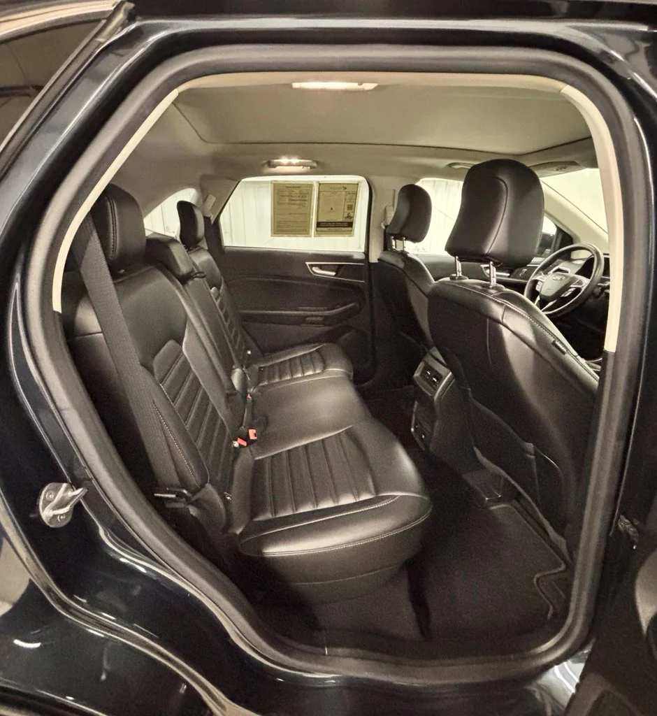 Used 2024 Blue Ford SEL image 20