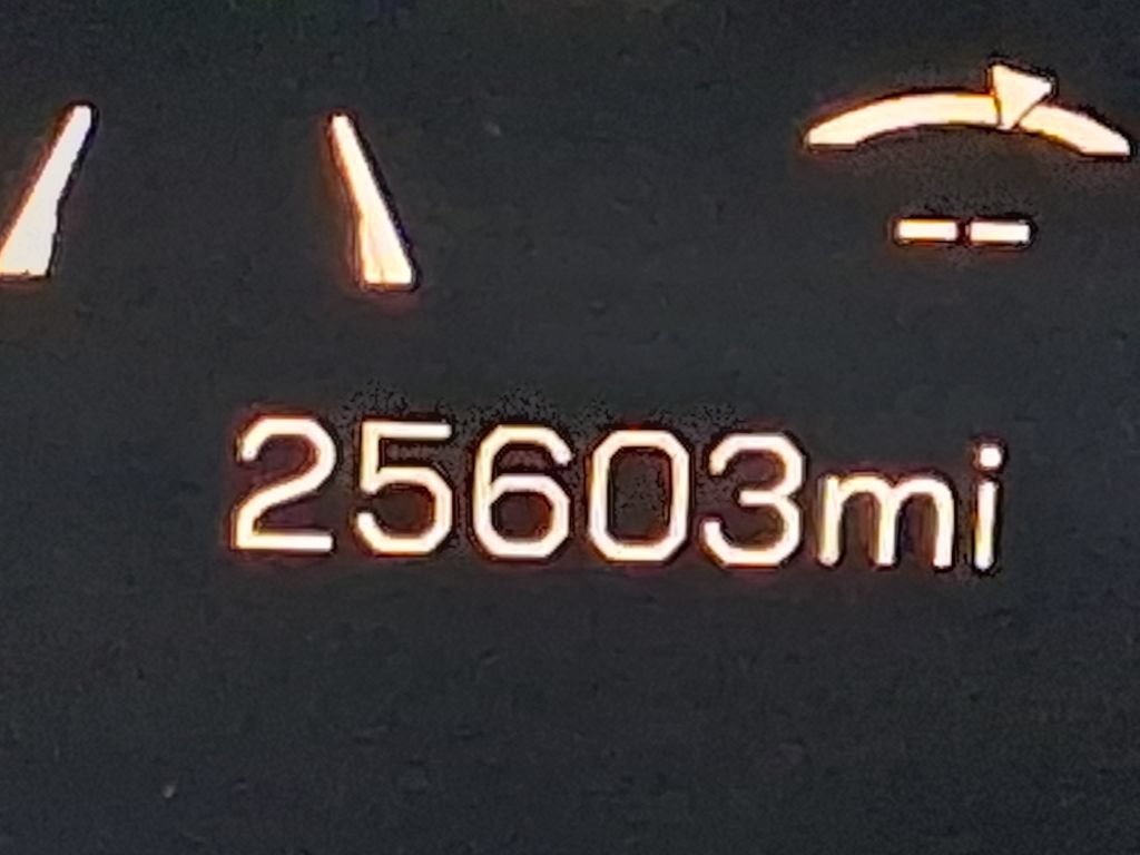 Used 2025 Sterling Metallic GMC AT4 image 14