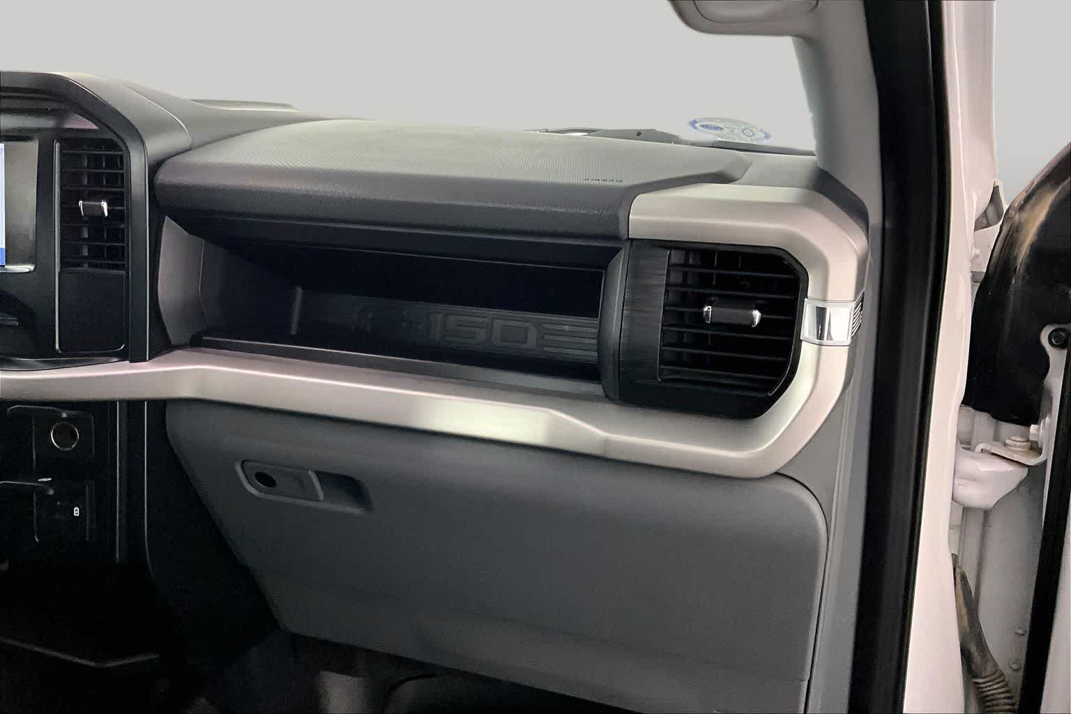 Used 2022 Oxford White Ford XL image 51