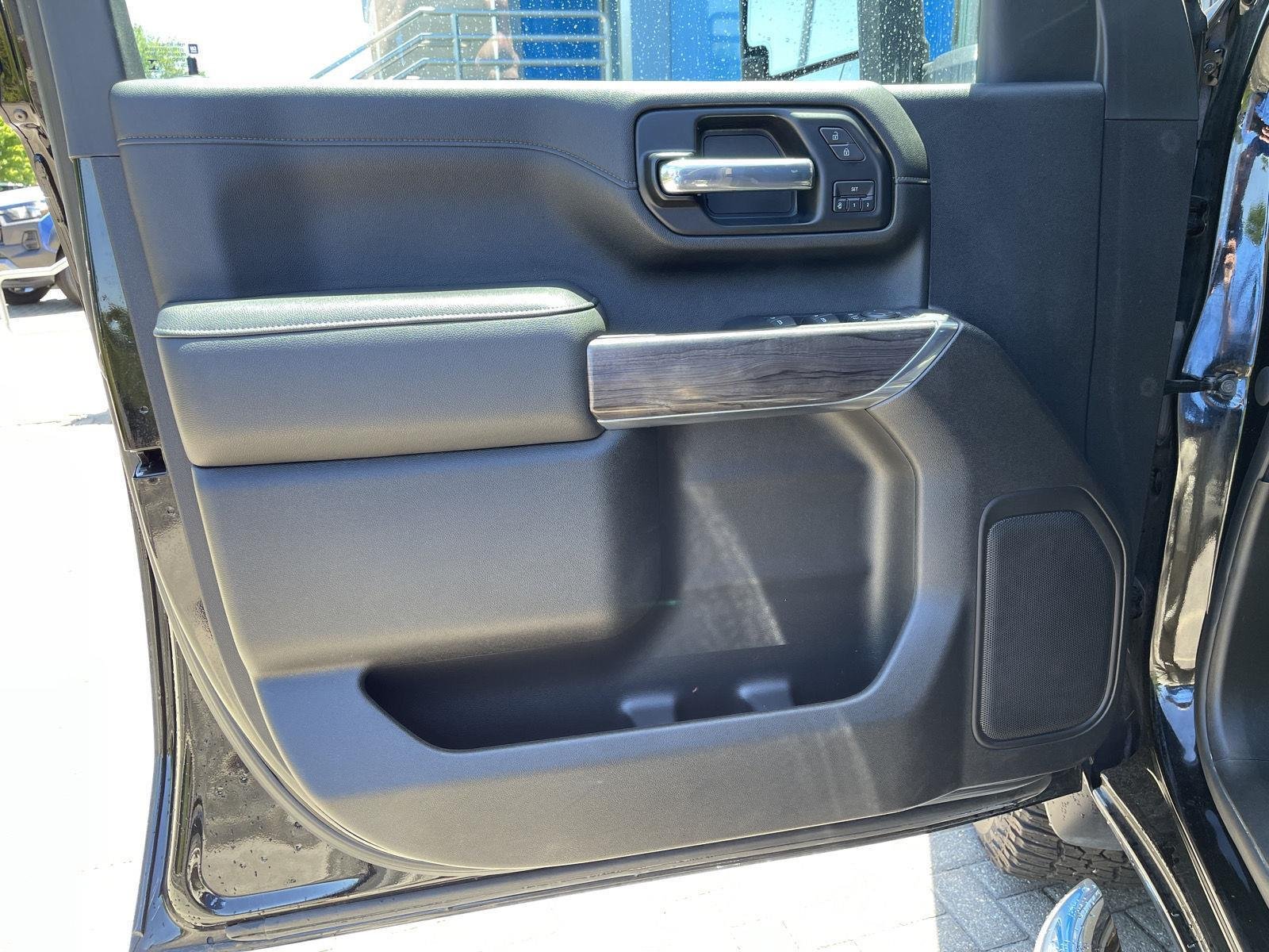 Used 2022 Black Chevrolet LTZ image 14