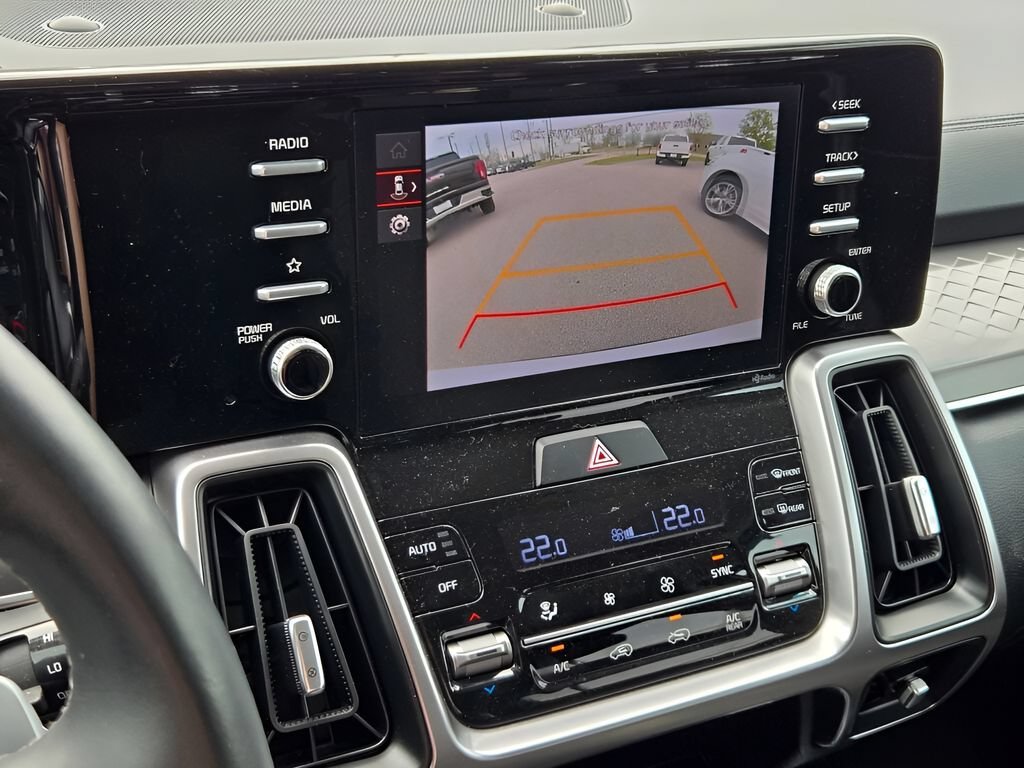 Used 2023 White Kia X-Line EX image 27