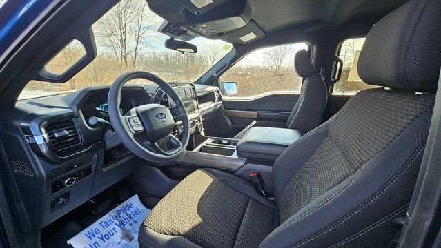 2025 Ford F-150 STX - Photo 11