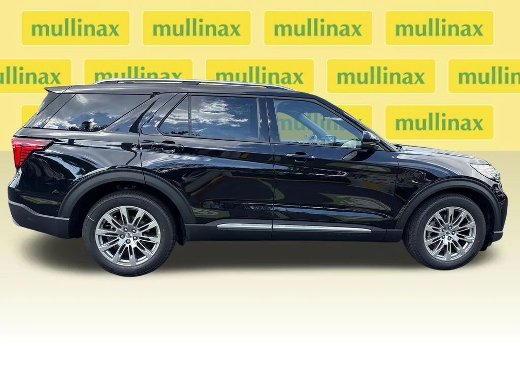 New 2026 Black Ford Platinum image 16