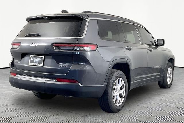 Used 2022 Gray Jeep Limited image 6