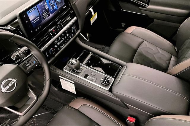 New 2026 Scarlet Ember Tintcoat/Super Black Nissan Platinum image 9