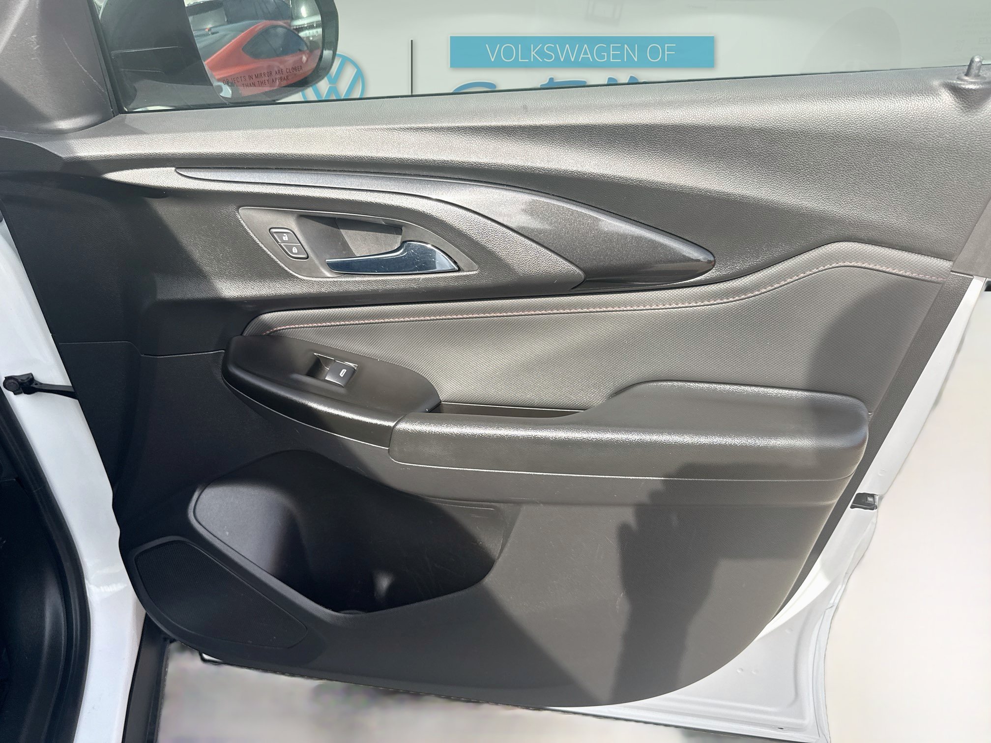 Used 2022 Summit White Chevrolet RS image 33