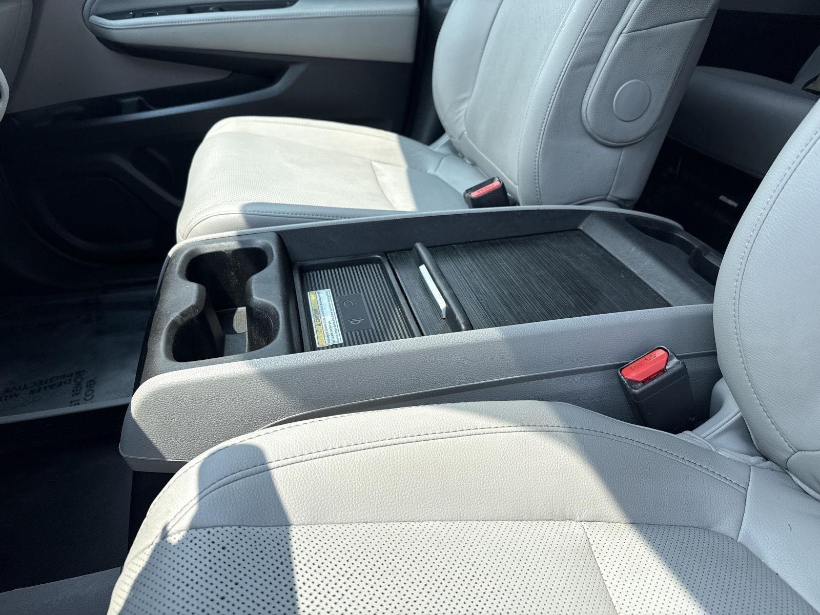 Used 2018 Modern Steel Metallic Honda Elite image 21