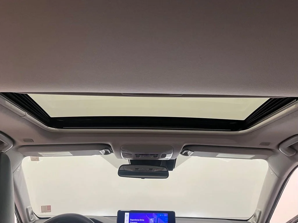 Used 2023 Beige Toyota XLE Premium image 25