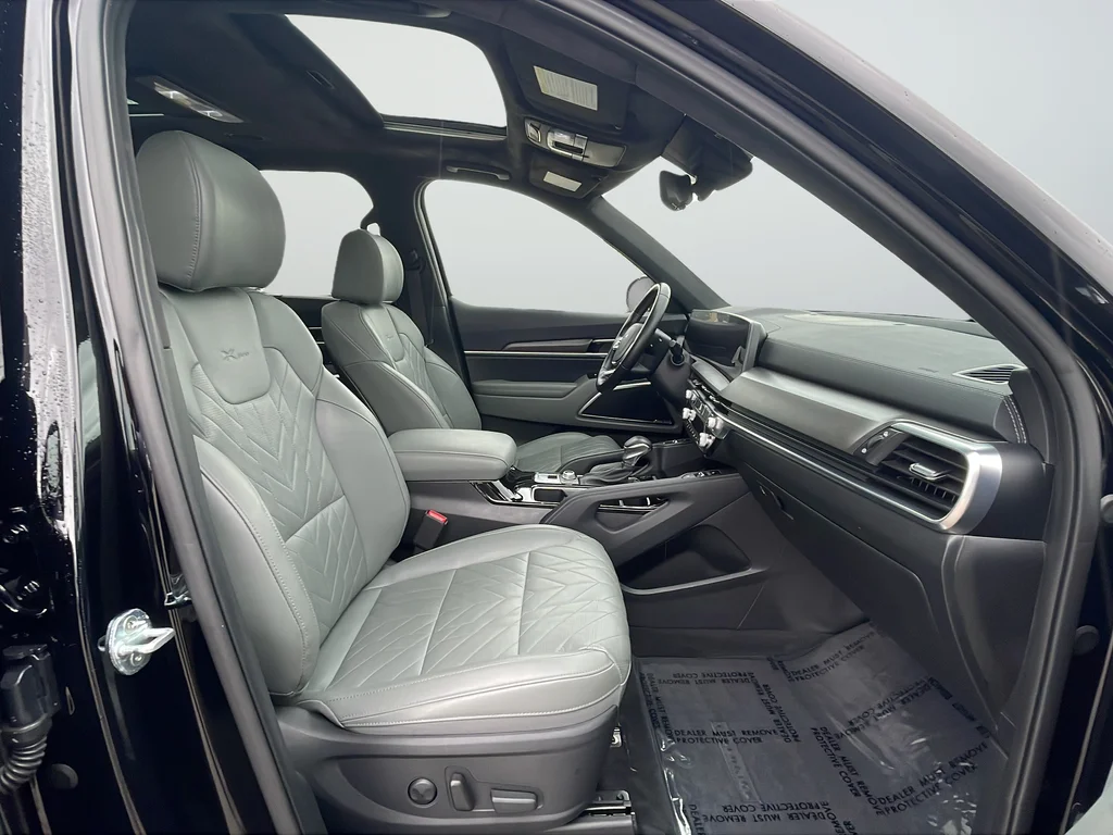 Used 2023 Black Kia SX-Prestige X-Pro image 15