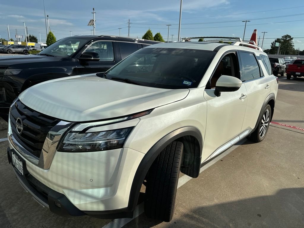 Certified Used 2024 White Nissan Platinum image 1