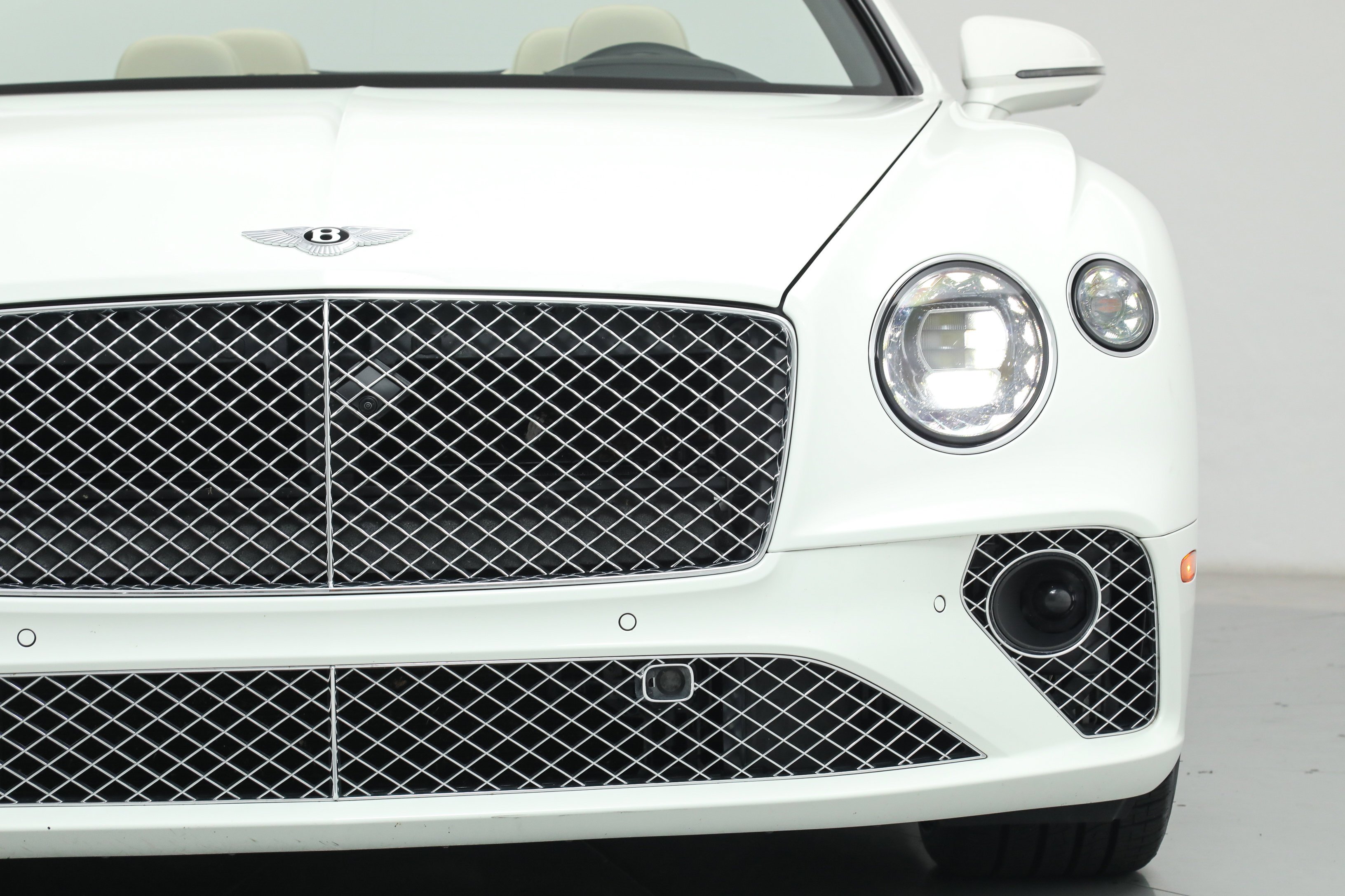 Used 2022 White Bentley GT V8 Convertible image 11