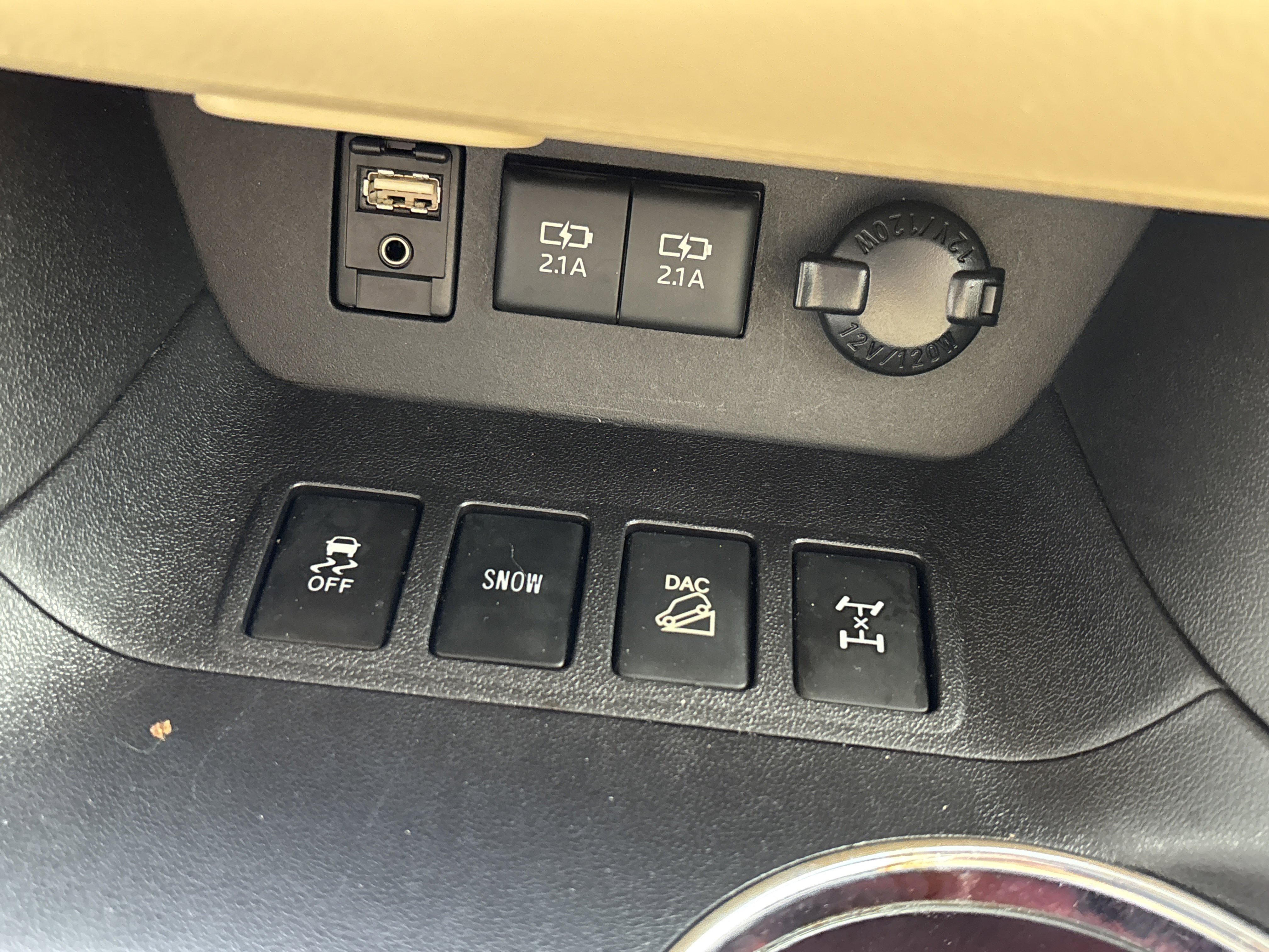 Used 2018 Midnight Black Metallic Toyota Limited AWD image 41