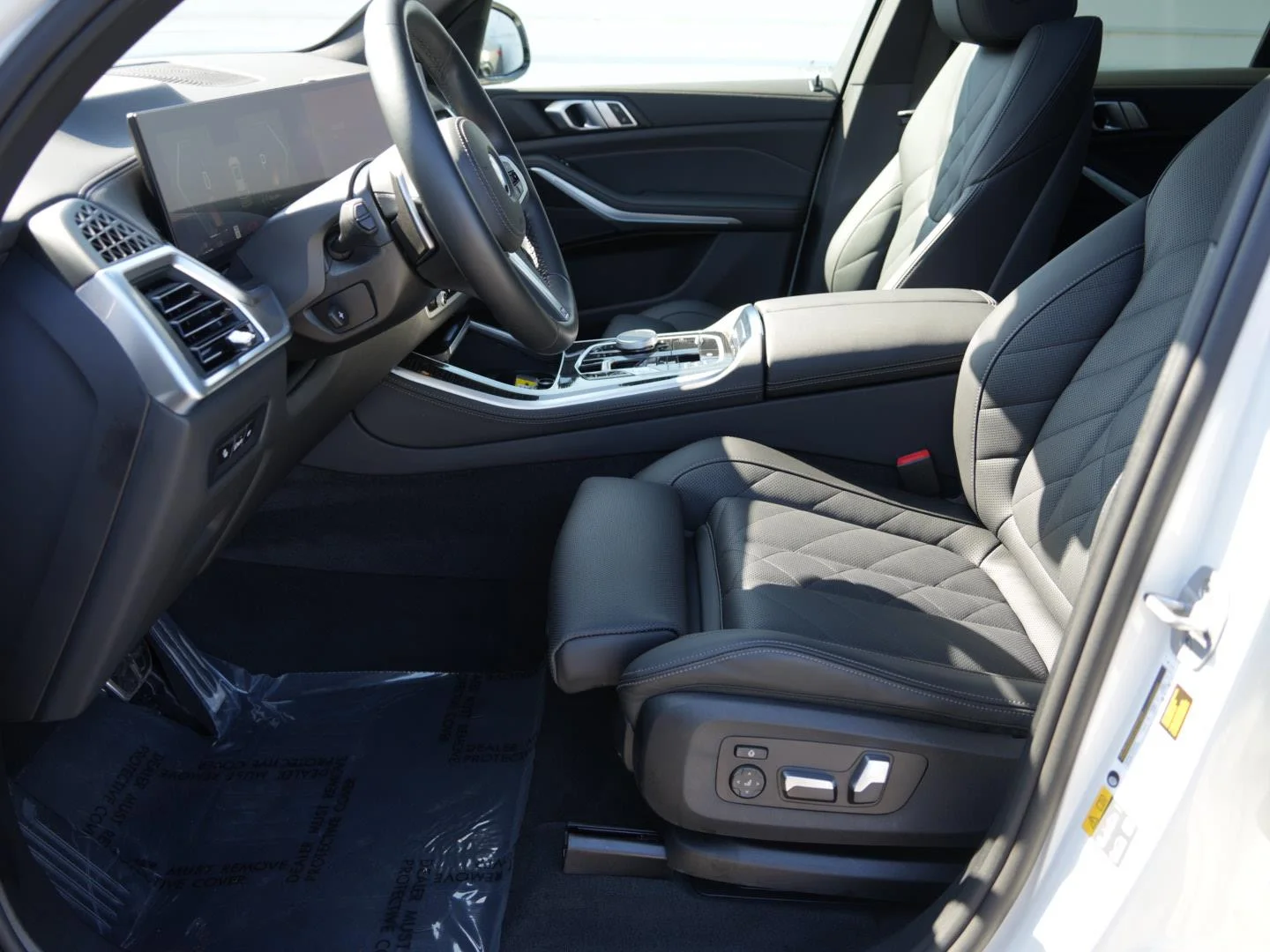 2025 BMW X5 50e - Photo 9
