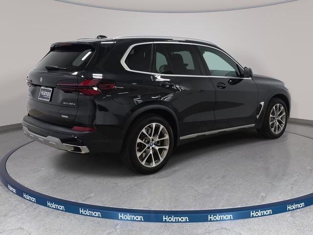 Used 2025 Black BMW xDrive50e image 6