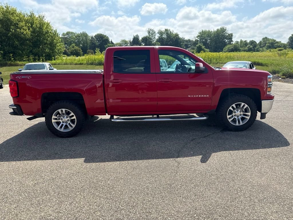 Used 2015 VICTORY RED Chevrolet LT image 8