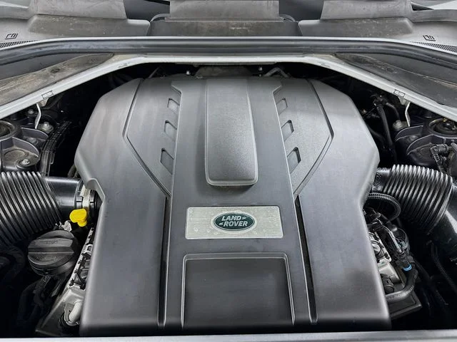 Certified Used 2023 Blue Land Rover First Edition image 32