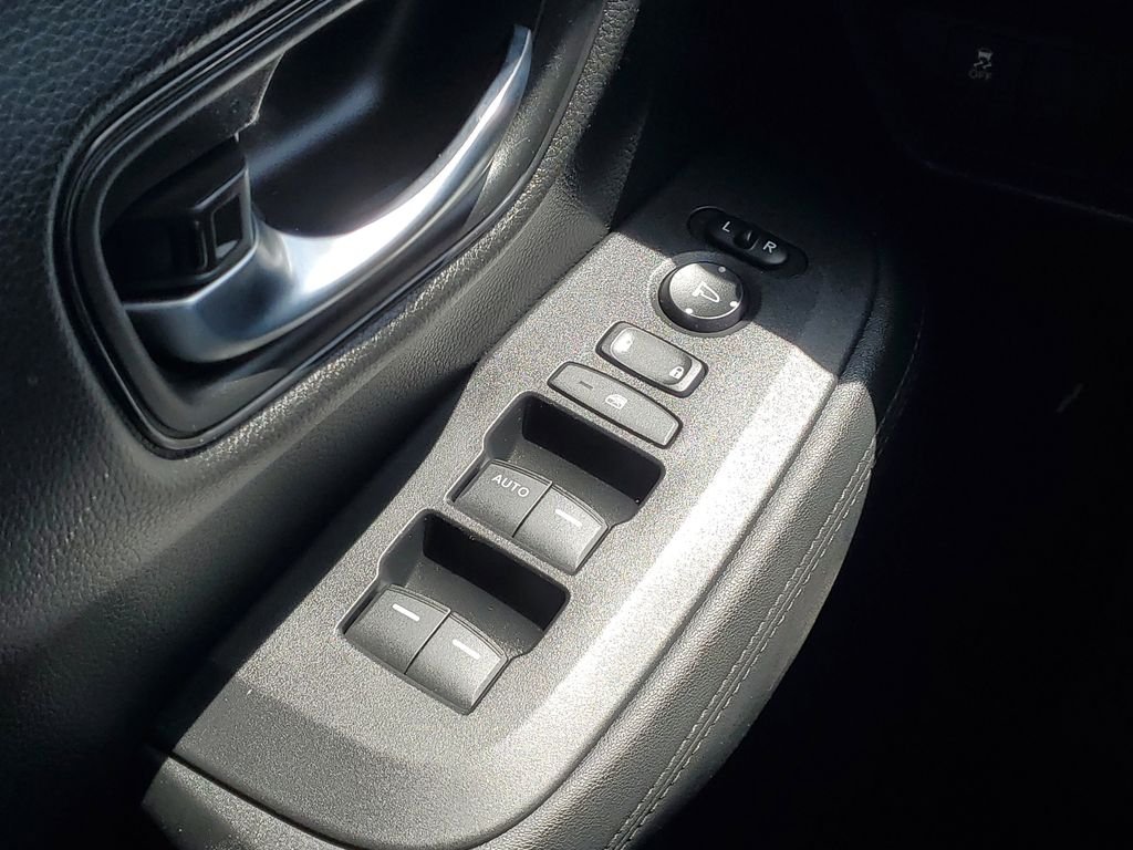 2023 Honda HR-V LX - Photo 17